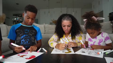 3 MARKER BARBIE CHALLENGE WITH THE PRINCE FAMILY