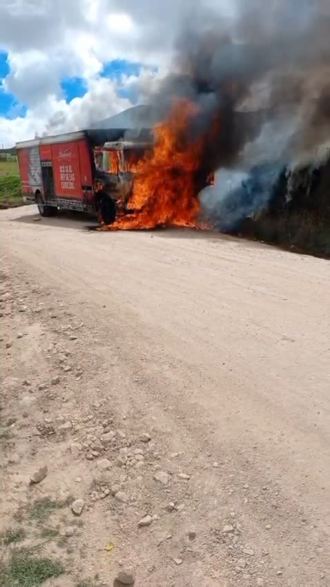 Camión incinerado en Berlín