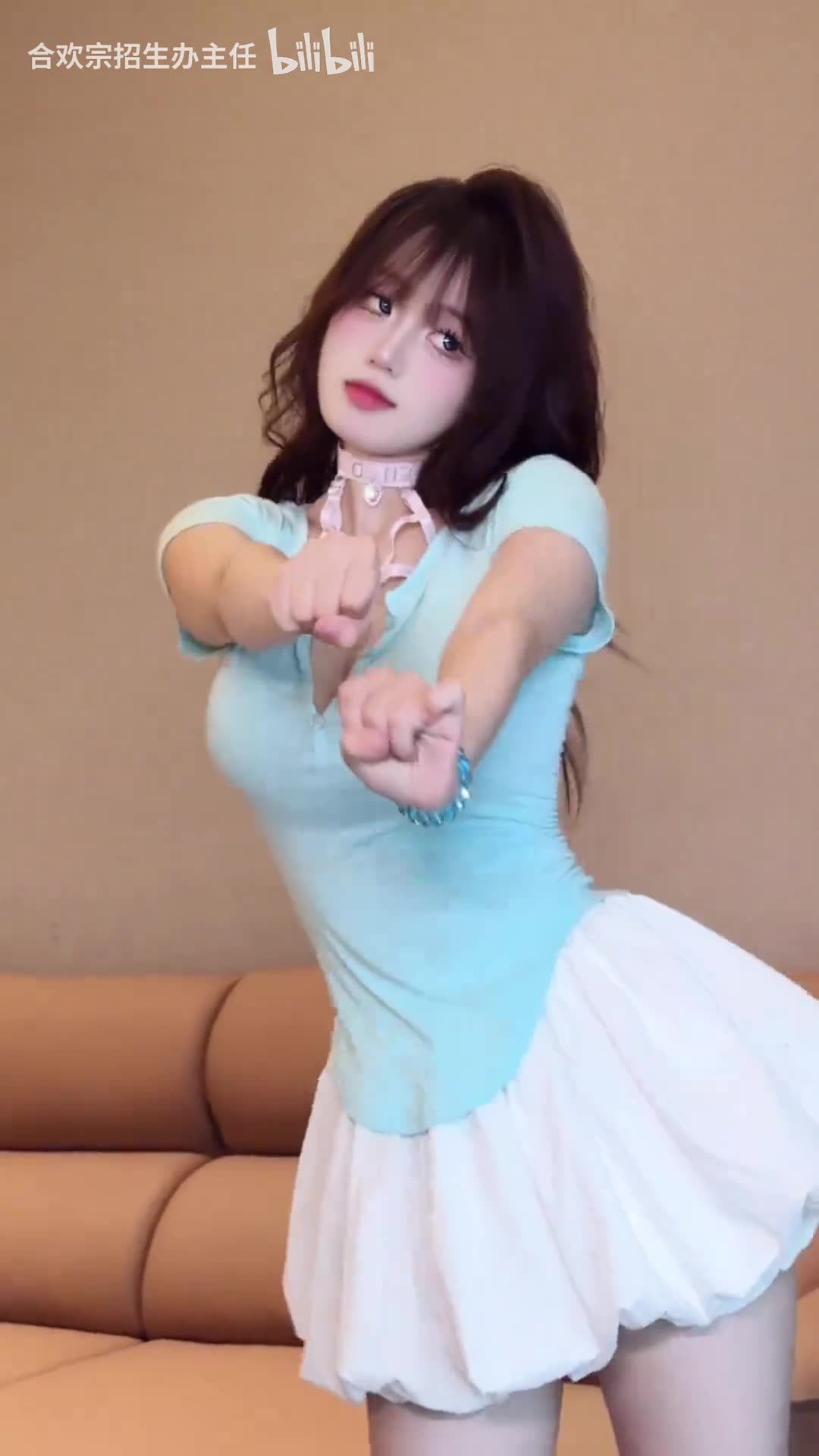 Teasing! | Provocative Blue Mini Skirt Tempting Sexy Slow Dance - Daily Beauty EP 313