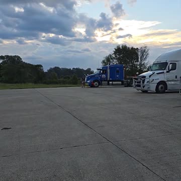 MIGHT OUTTA READ THE PERMITS #truckesvlogs #truckdriver #ourtruckinglife #trucking #longhaultrucker