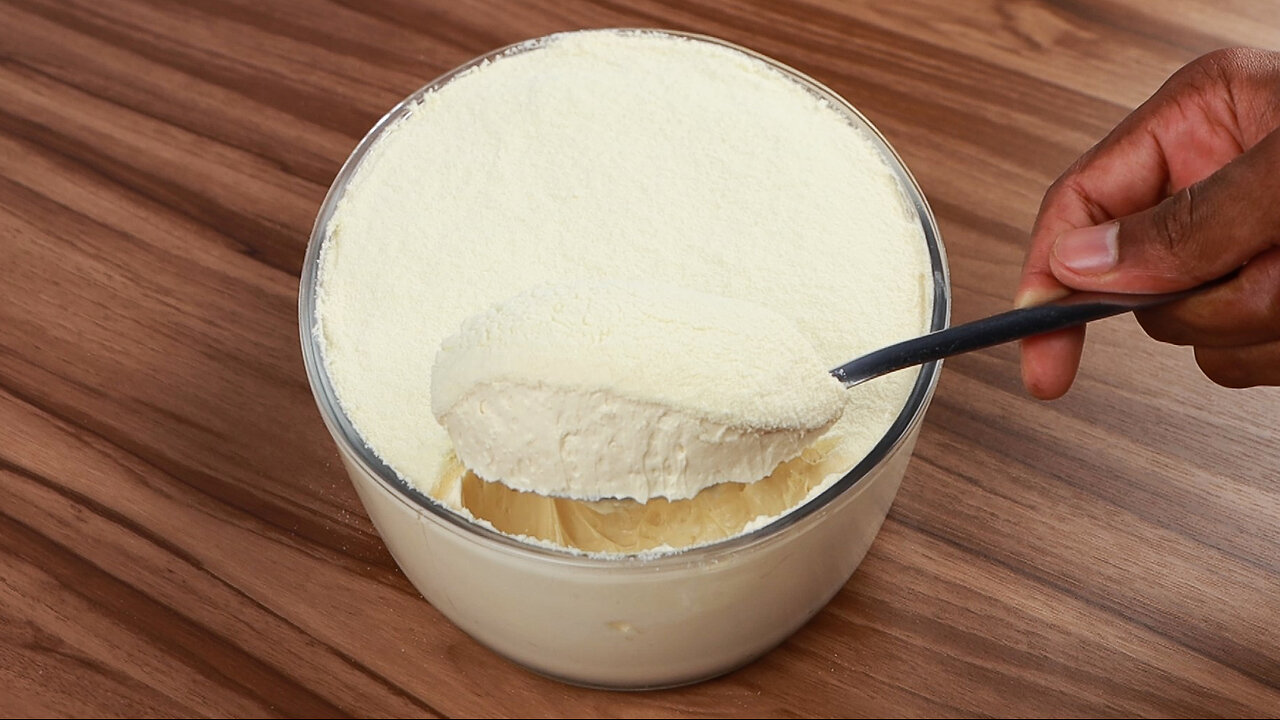 Creamy dessert in a dish! Super simple and very delicious