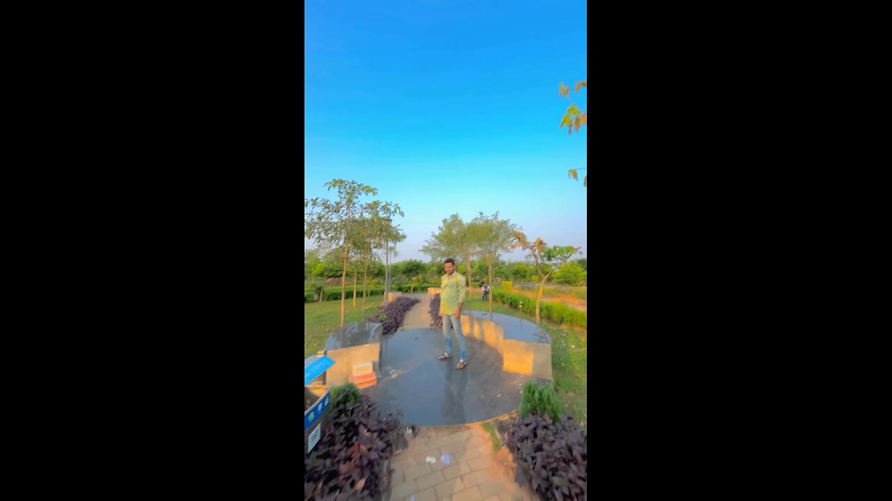 Tara Duplicate photo ku duplicate otha