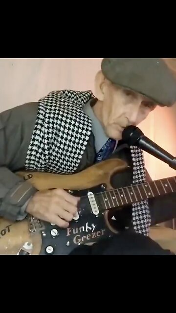 FUNKY GEEZER ★ Sa Voix Est Incroyable !!!