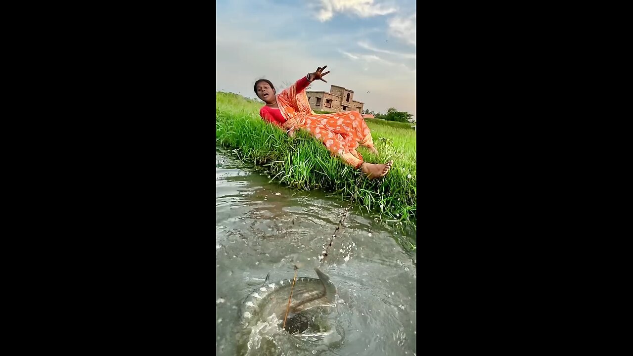 Amazing Sikol Trap Fishing🐳🐋 🥰 #fishingtechnique #hook_fishin #indianladyhookfishing #fishing