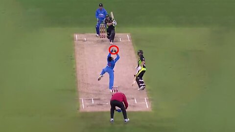 10_Quick_Reflex_Catches_In_Cricket