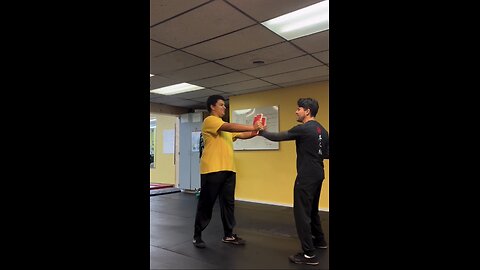 Wing Chun Short Range Punch! #yeshua #jesus #wingchun #kungfu #punch #feiyue #martialarts