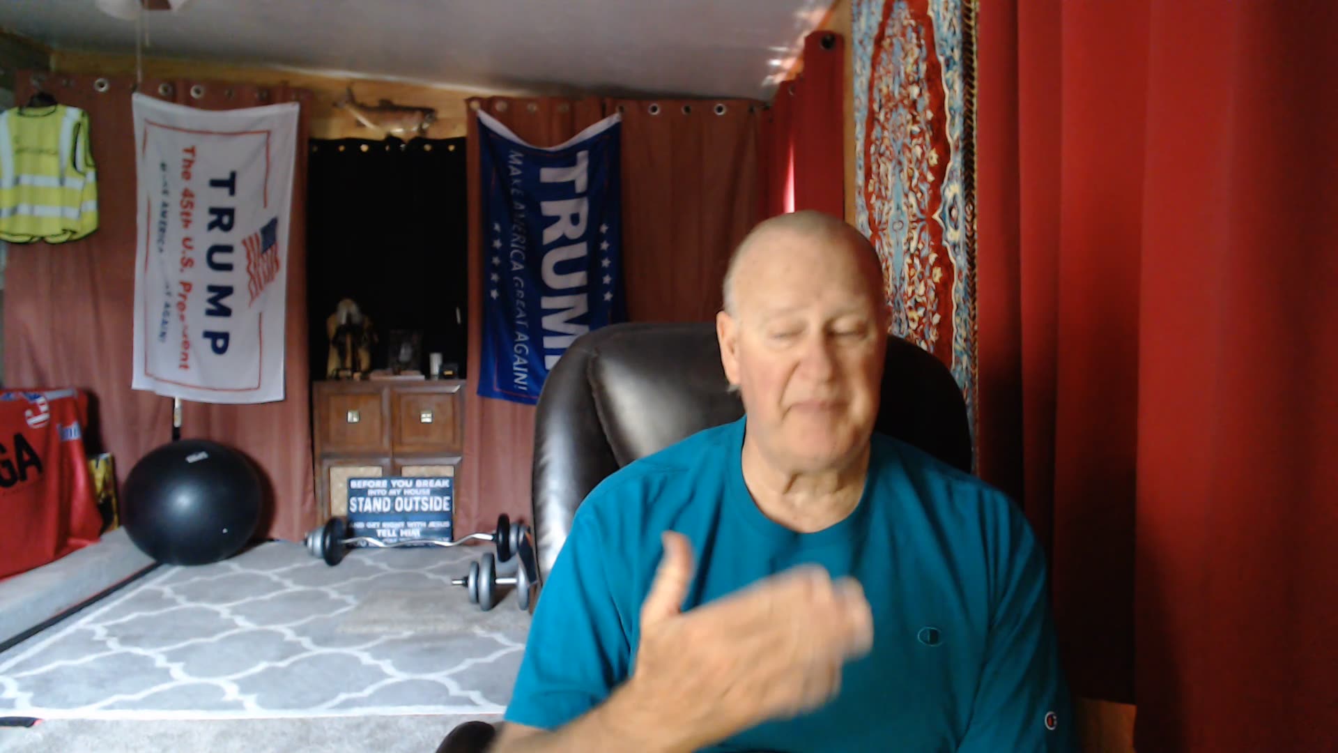 Appeals Court Lifts Judge’s Order Blocking Trump From Mobilizing Oregon NG Troops/Americans want arrests but the pile of Deep State crimes may be much larger than expected. /Illegal Alien Harbored in Chicago by Far-Left Gov. Pritzker Indicted for Runnin