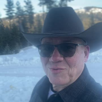 Good Morning from McKenzie Mountain 1-28-25