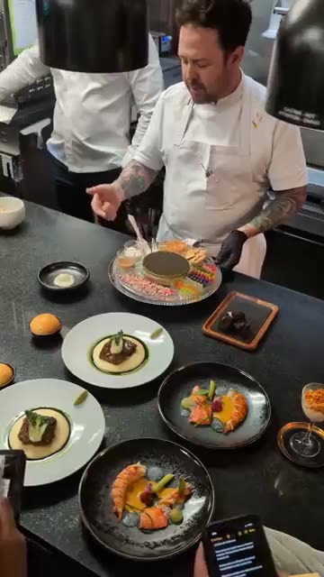 💎 $300 Caviar Sundae?! Mewahnya Dessert Michelin Star di Pineapple & Pearls 🍨✨