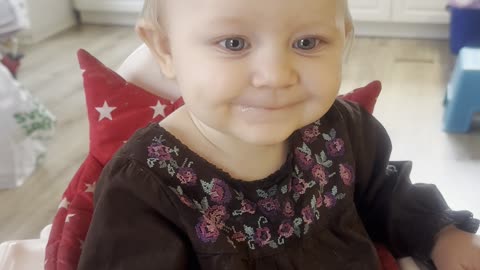 Baby Kayla and Mommy Talking — Adorable Babble 🥰