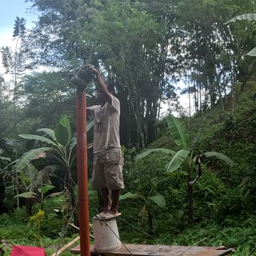 🇵🇭 Expat Farm Life in the Philippines | New Kitchen Build Underway! 🏡 Cement Posts Going Up 💪