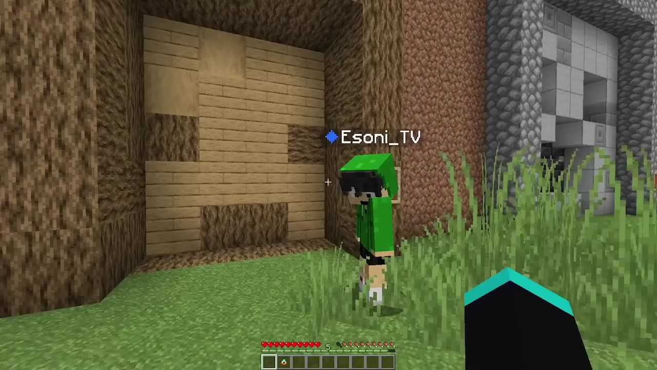 These GIANT DOORS Should NOT Exist in Minecraft