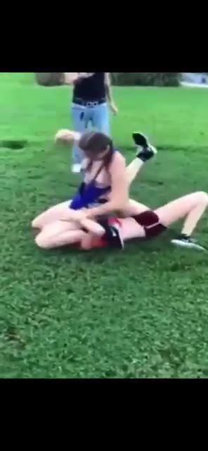 White girl fight (must watch)