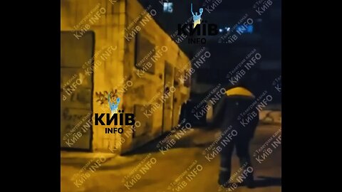 🇺🇦 Kyiv transformer left the chat, taking the light with him