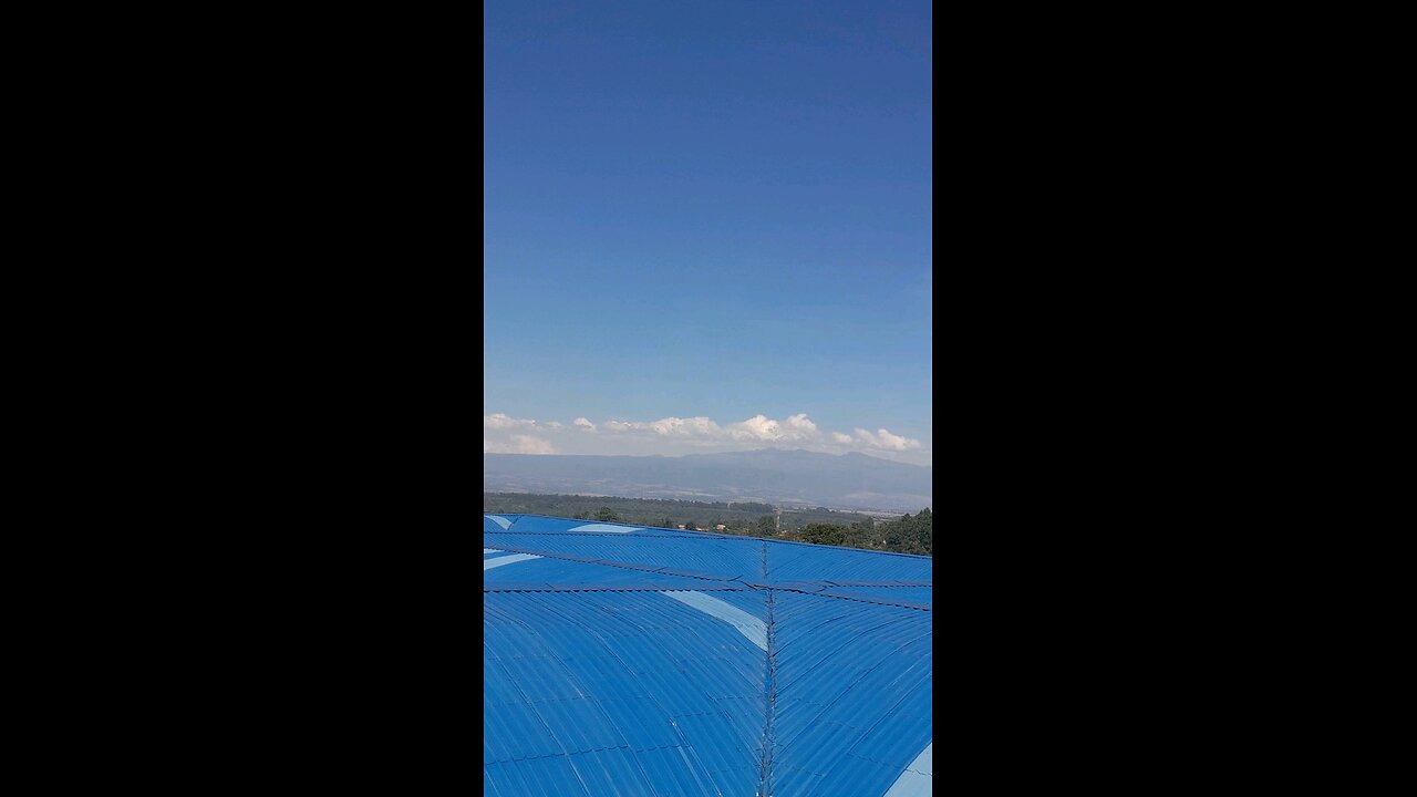 mt elgon view from masinde muliro market rooftop
