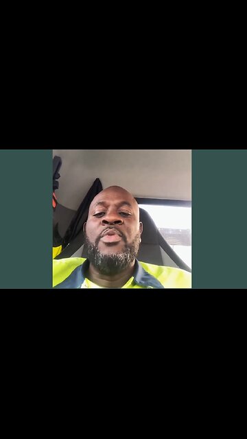 🚨 WOW! Americans are waking up. These rude Somalians needs to leave.