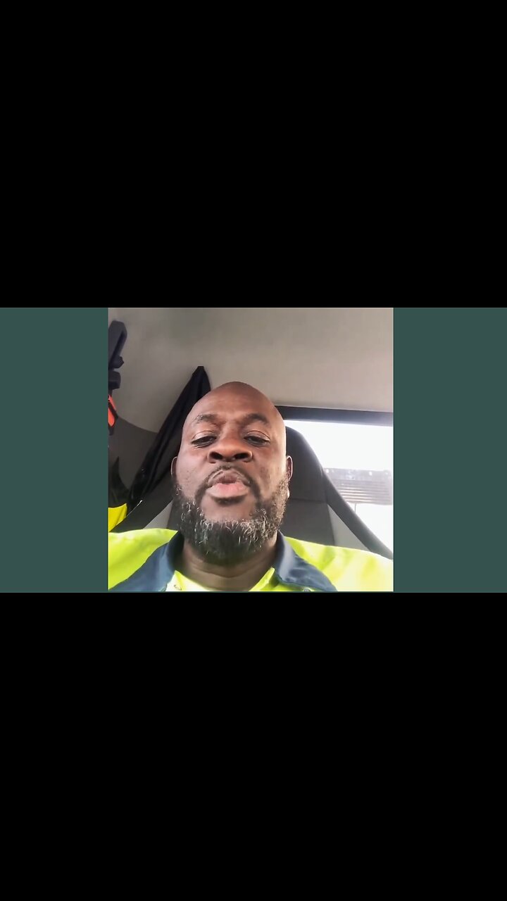 🚨 WOW! Americans are waking up. These rude Somalians needs to leave.