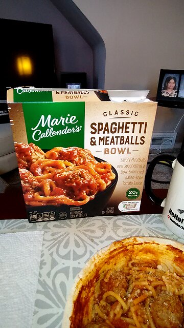Eating Marie Callender's Classic Spaghetti & Meatballs Bowl Dbn, MI, 1/15/26
