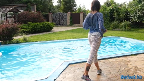 Wetlook outdoor girl
