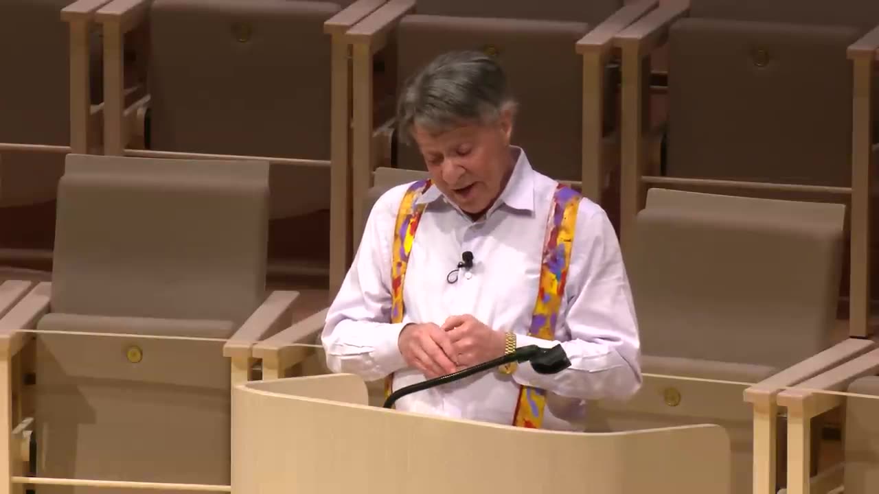 Ray Kurzweil ’70 reinforces his optimism in tech progress Receiving the Robert A. Muh award, the technologist and author heralded a bright future for AI, breakthroughs in longevity, and more October 10, 2025