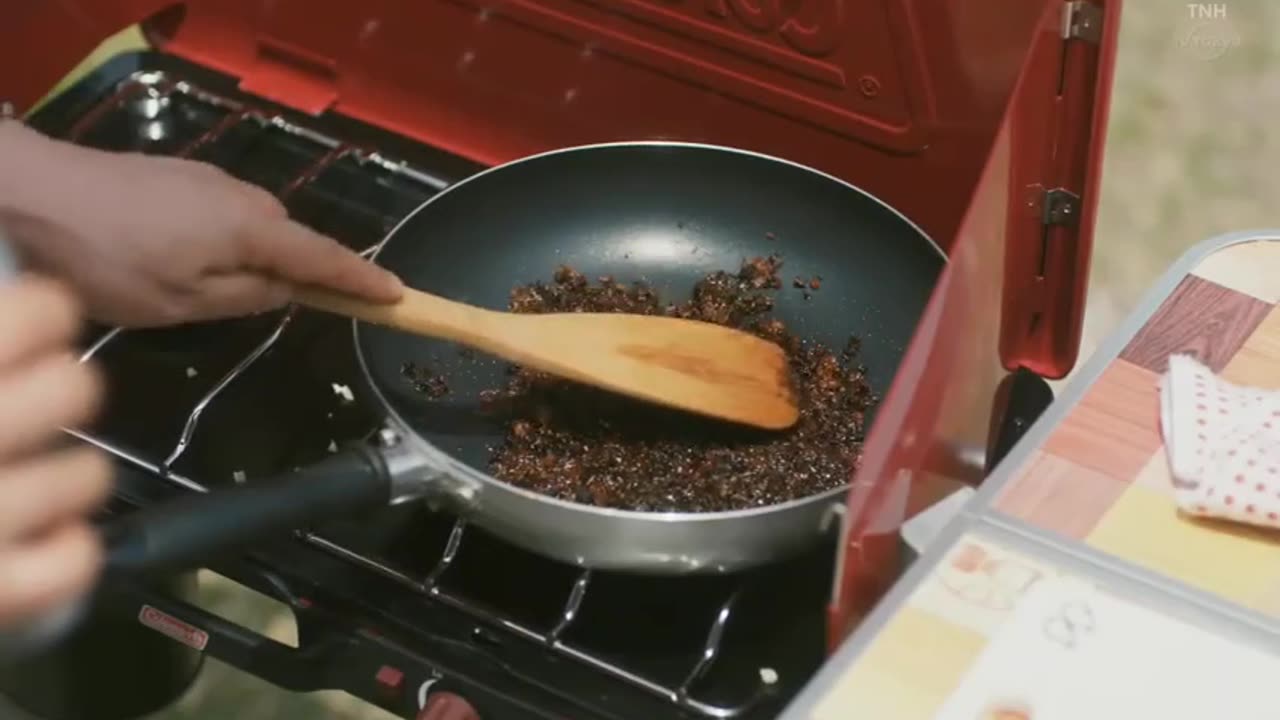 日劇-一個人露營吃完就睡09