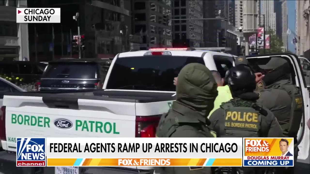Federal agents ramp up arrests during anti-ICE protests in Chicago