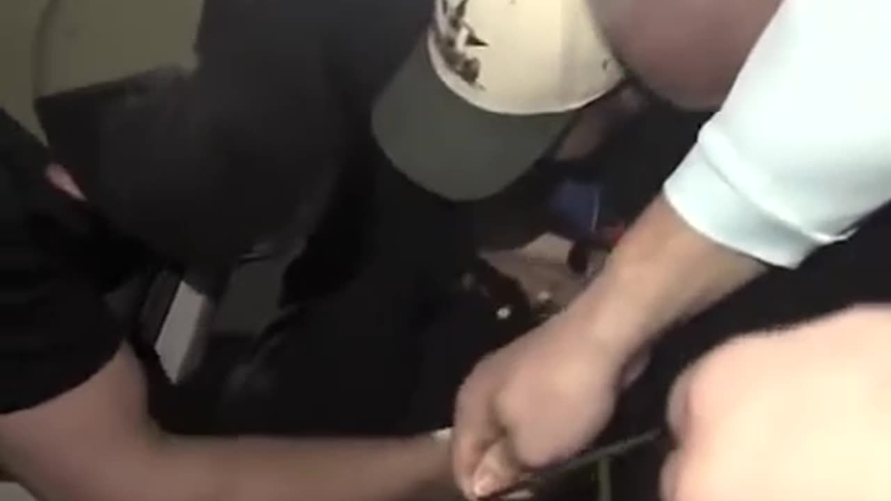 Hispanic Passenger on Frontier Airlines Flight Subdued by MANLY MEN