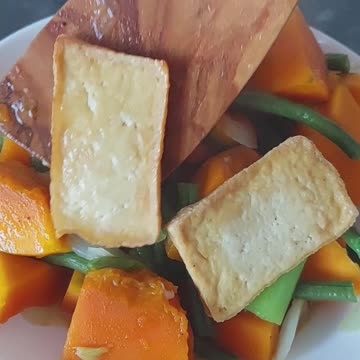 Easy Vegan Tofu & Veggie Stir-Fry | Delicious and Healthy Recipe for Everyone! Stir-Fry Pumpkins