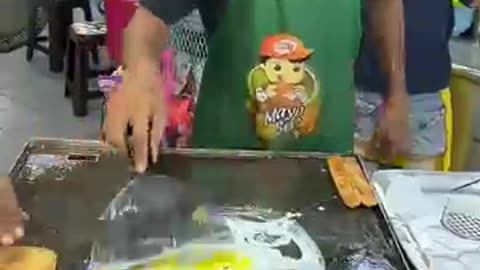 Street Food Master at Work! Insane Egg Burger Cooking Skills