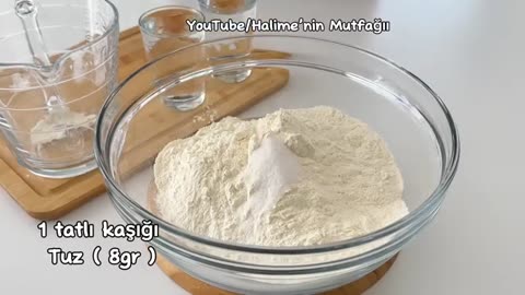 The most delicious breakfast bread I've ever made! Incredibly simple and fast. 