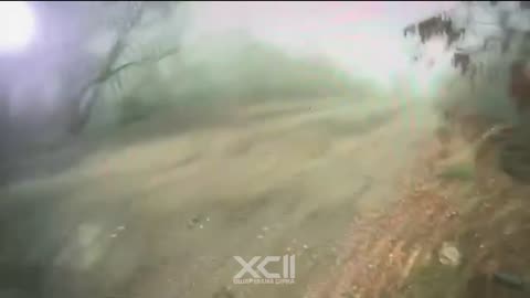 Chaotic Firefight Erupts Between Ukrainian Reconnaissance Group and 4 Russian Soldiers