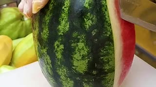 Amazing Thai $1 Fresh Bright Red Watermelon! 🍉💰 #StreetFood #Shorts