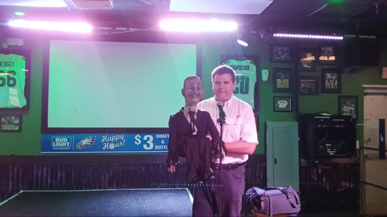 Open Mic Comedy @ The Wing Shack Orlando w/ Vance Dykes & Zombie Bush (October 16, 2025)