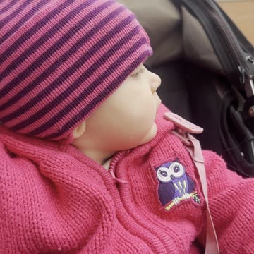 Baby Kayla Waiting for Her Two Sisters After School 🚪