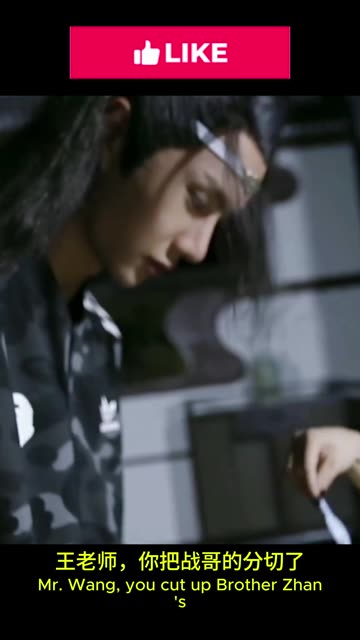 Cutting the Birthday Cake on Set — Lan Wangji’s Gesture Is So Gentle 🥹