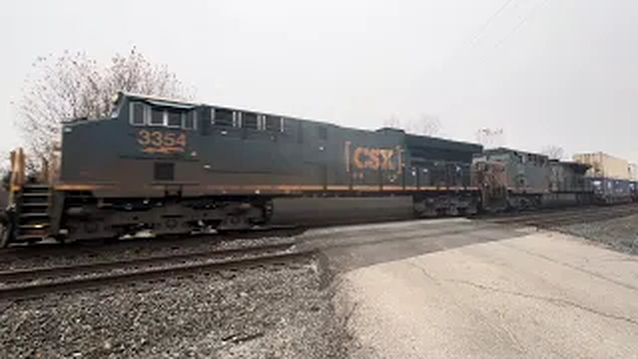 World's Most Impressive Double-Stack Train