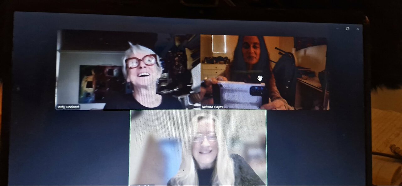 earthwormwoman #64 Making a feature film. Making things happen!