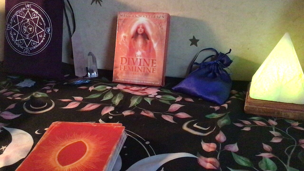 A General Read For All Zodiac Signs With The Divine Feminine Oracle Deck by A Libra Tarot Reader