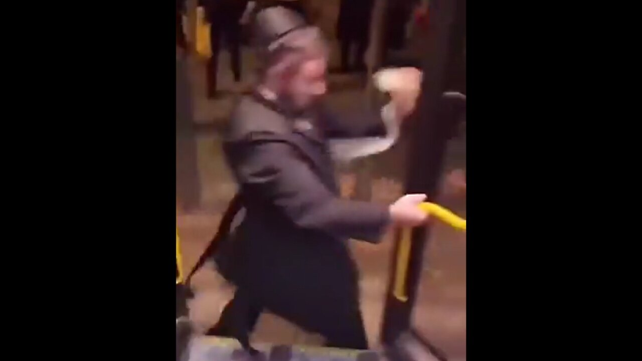 Those damn ANTISEMITIC Bus Doors!!