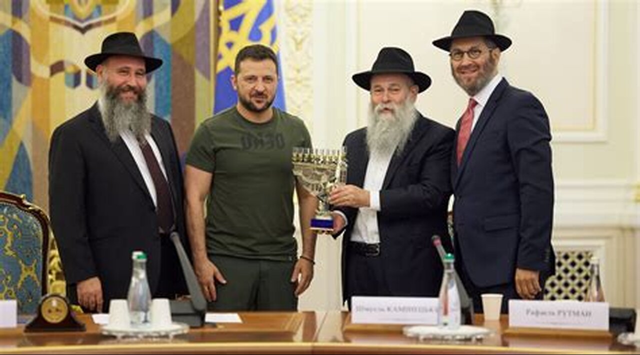 Zelensky with his close friends, the Jews - Zele cu perciunatii