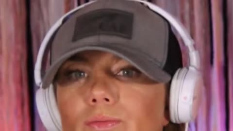 Women Don't Flirt Like This #dating #women #flirting