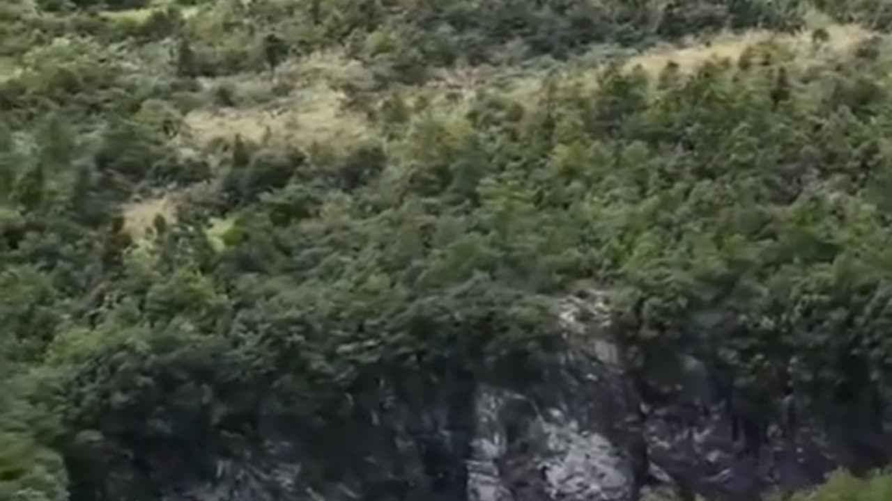 🏯🔍 Uncover The Mystery Of These Ancient Coffins In A Hidden Cave! | FeedMyCuriosity