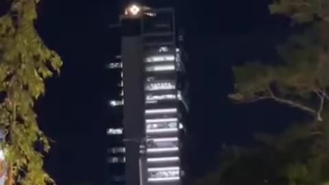 🛸🌟 UFO/UAP Over Plaza Salvador del Mundo, San Salvador: What Is This? | TheTruthAbove