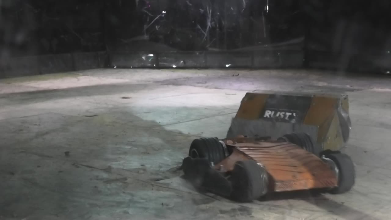 Robo Riots Dublin 2025: Rusty Vs The Hungry Boar