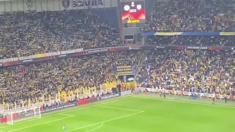 Fenerbahce vs AEK Larnaca (UEFA Europa League) incredible atmosphere