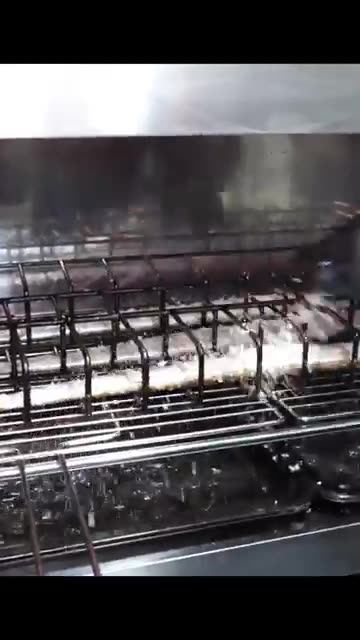 🐟 800 Bowls Sold Out Every Day?! Korea’s Busiest Grilled Fish Stall! 😱🔥