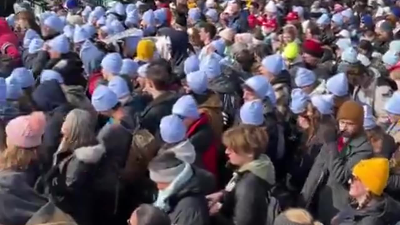 MASSIVE crowd of tens of thousands of people at the March for Life.