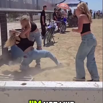CRAZIEST girl fight caught on camera