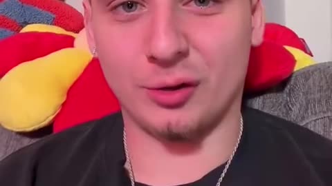 Lacy broke down in tears after no one showed up to his Thanksgiving dinner!