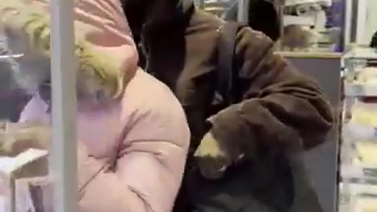 Shameless behaviour - and not a single person tries to stop them‼️